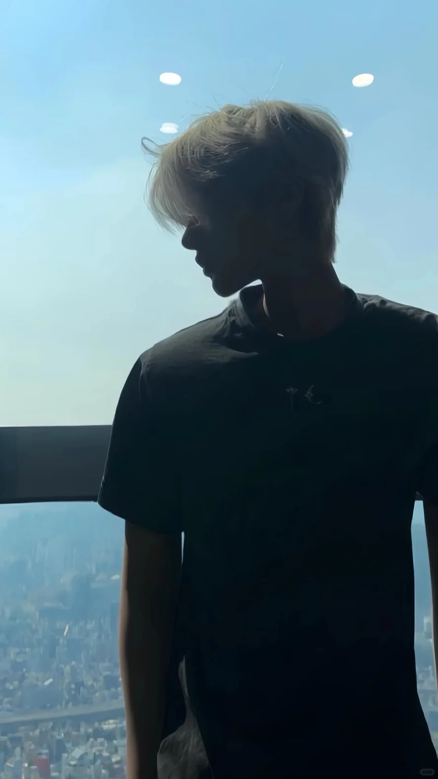 帅哥壁纸