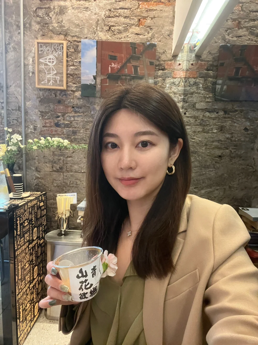 34岁的未婚大龄女重回职场很艰难的～