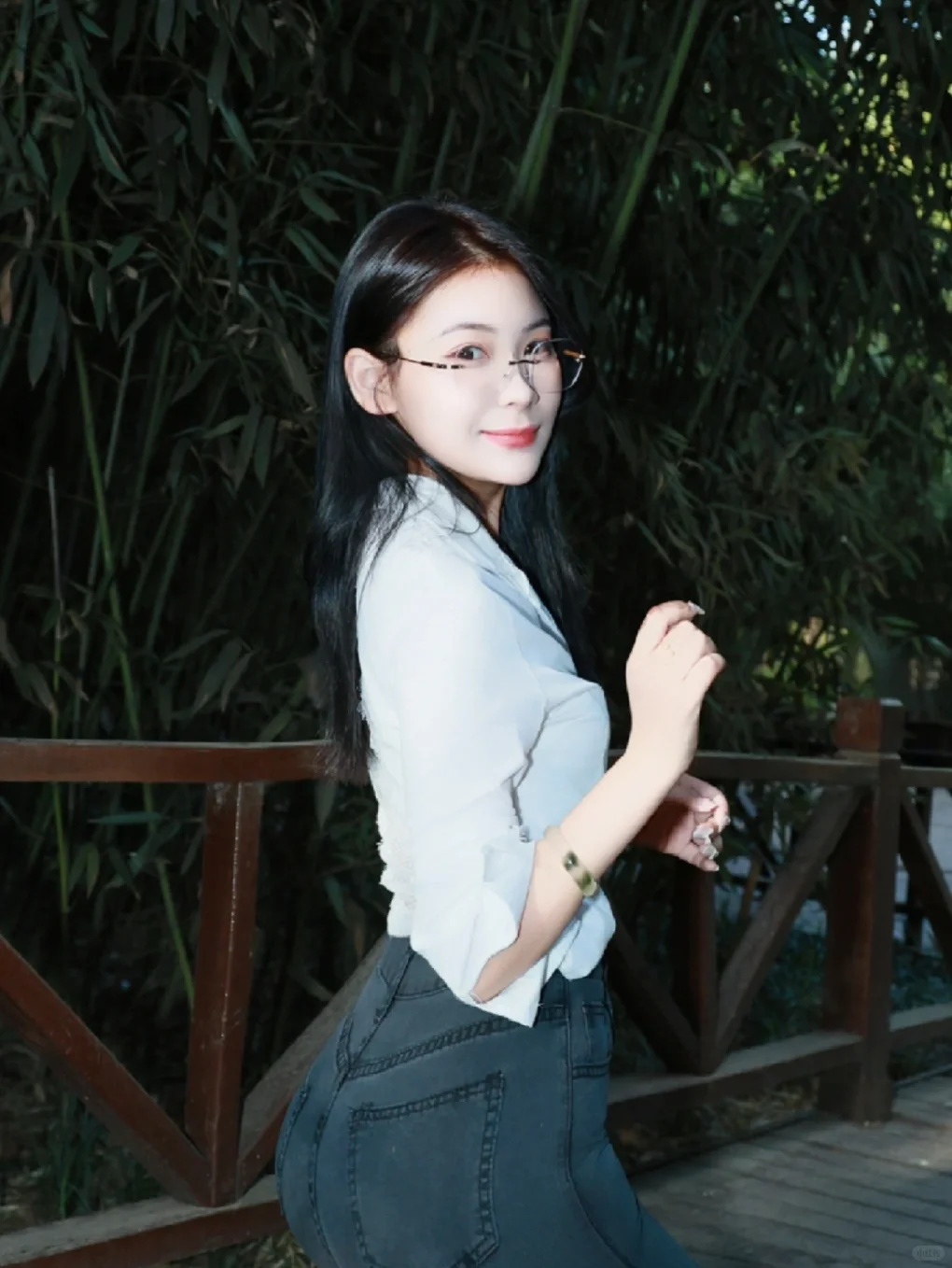 解锁🔓高质感姐姐