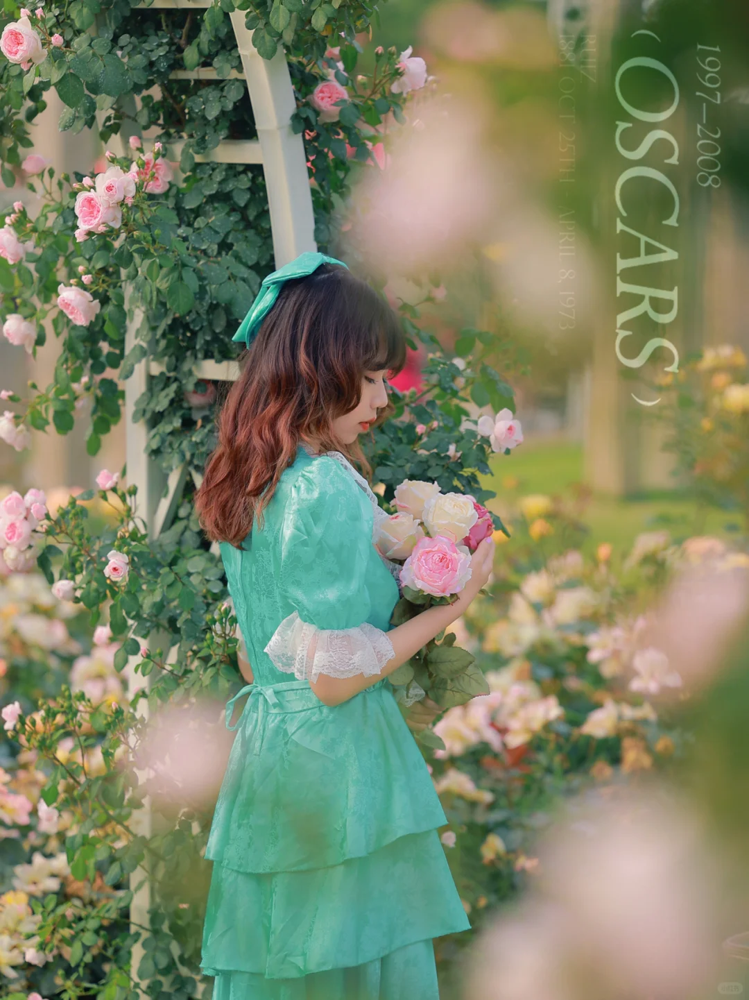 关于初夏少女的某一天🍃 蔷薇花海少女写真