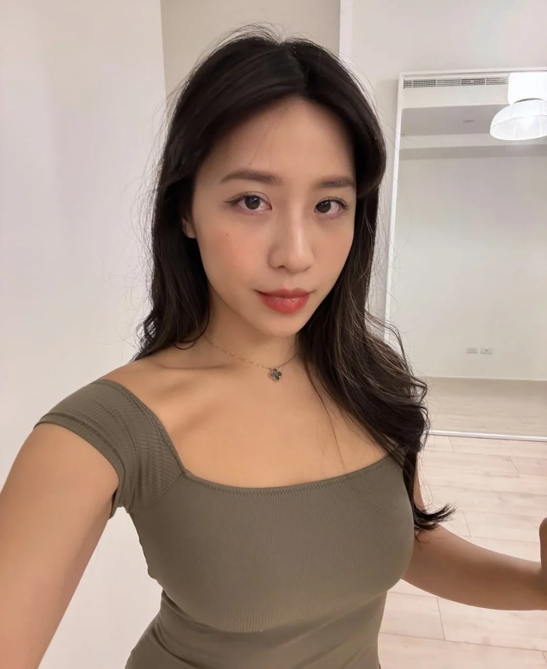 微胖女大
