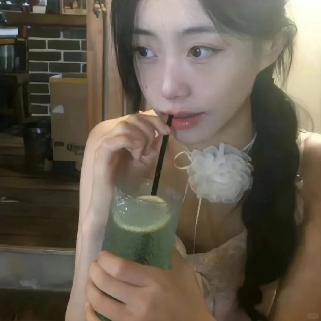 女生头像| 复古胶片感