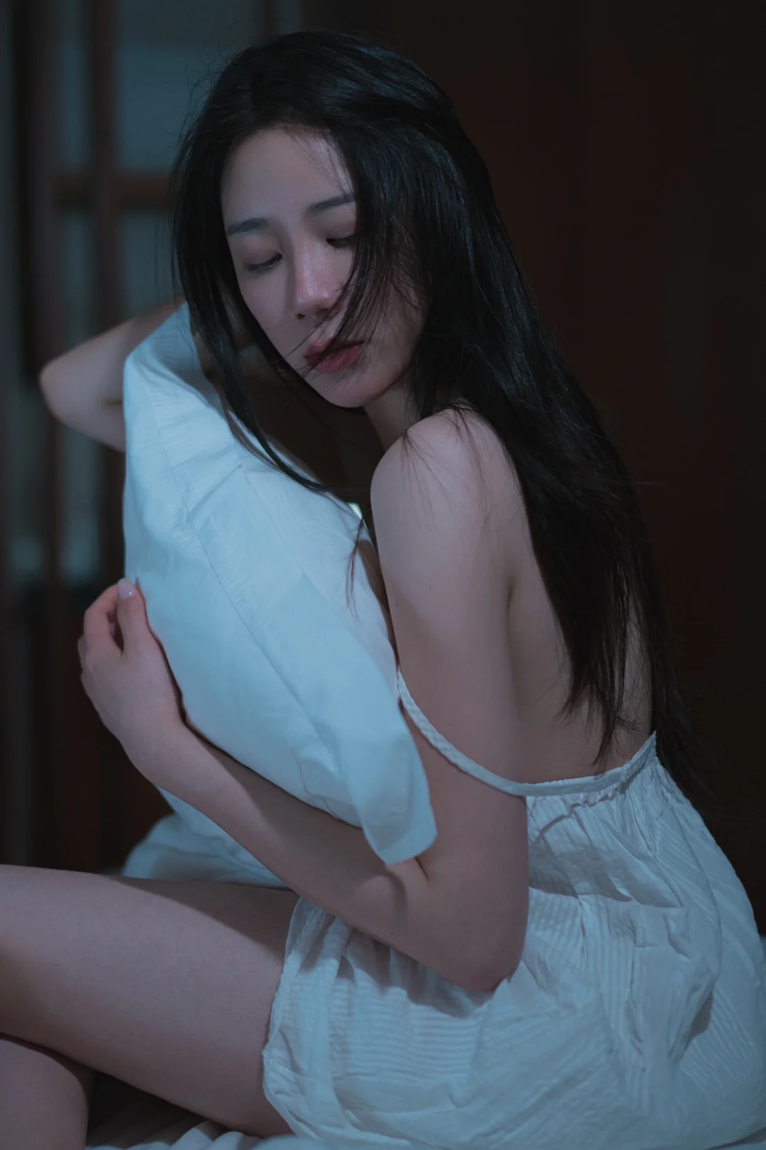 一盏灯拍出电影级私房｜废片率直降80%的布光