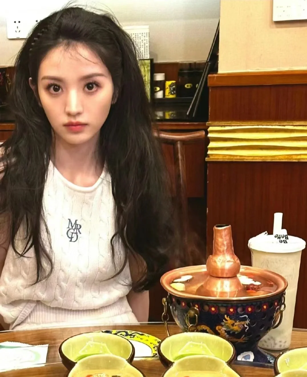 美貌显化！！坚持住！！（借用的图片）