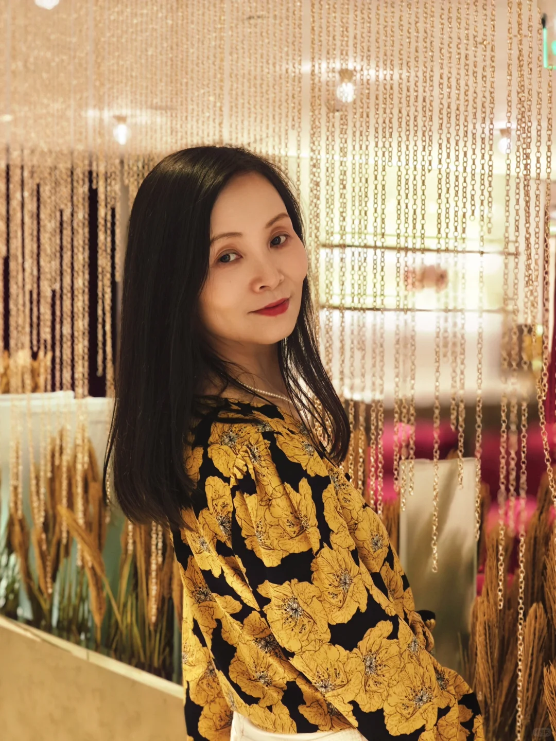 57岁🌸｜春日碎花穿搭，温柔不费力的优雅秘诀