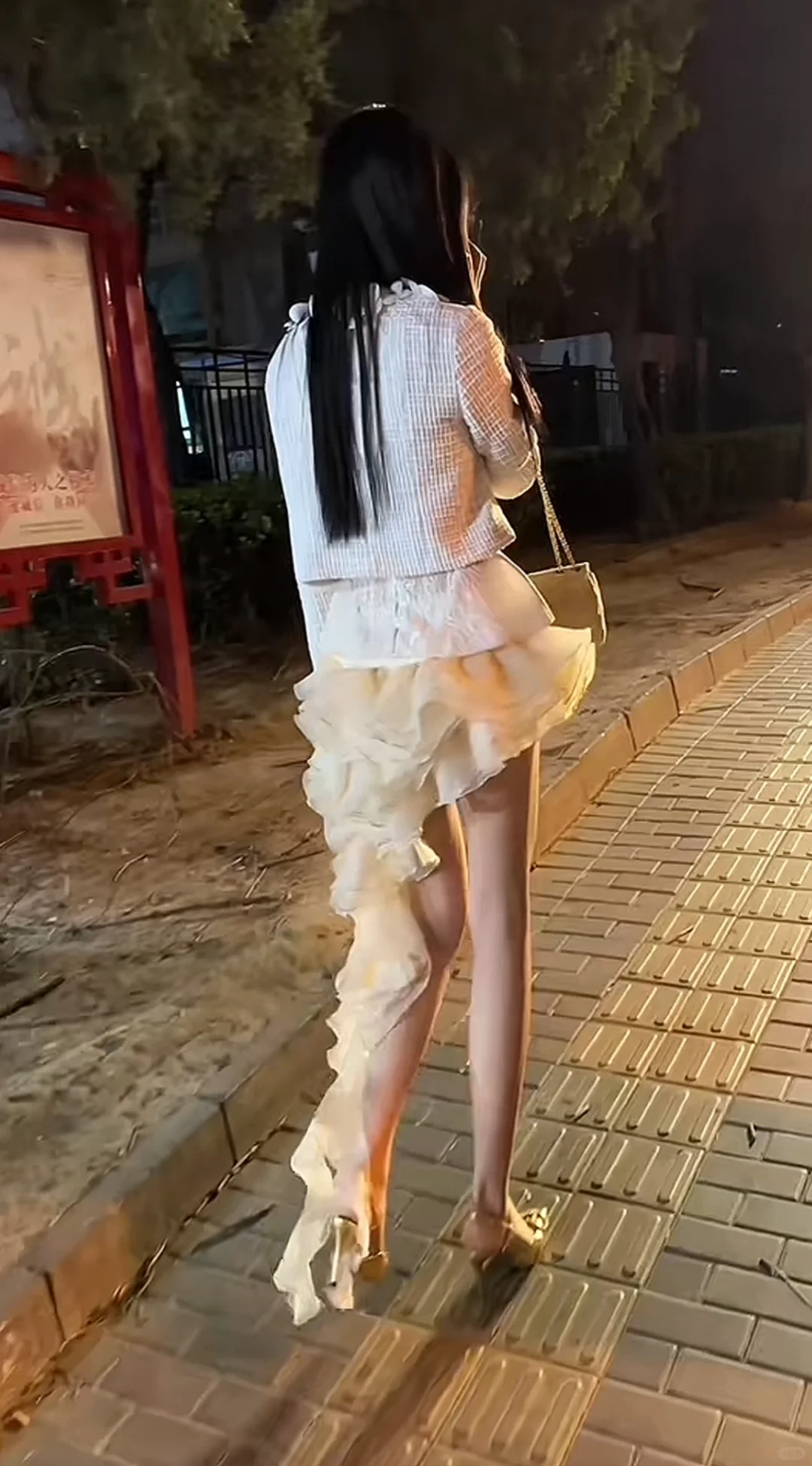 新晋女模，有合作的那