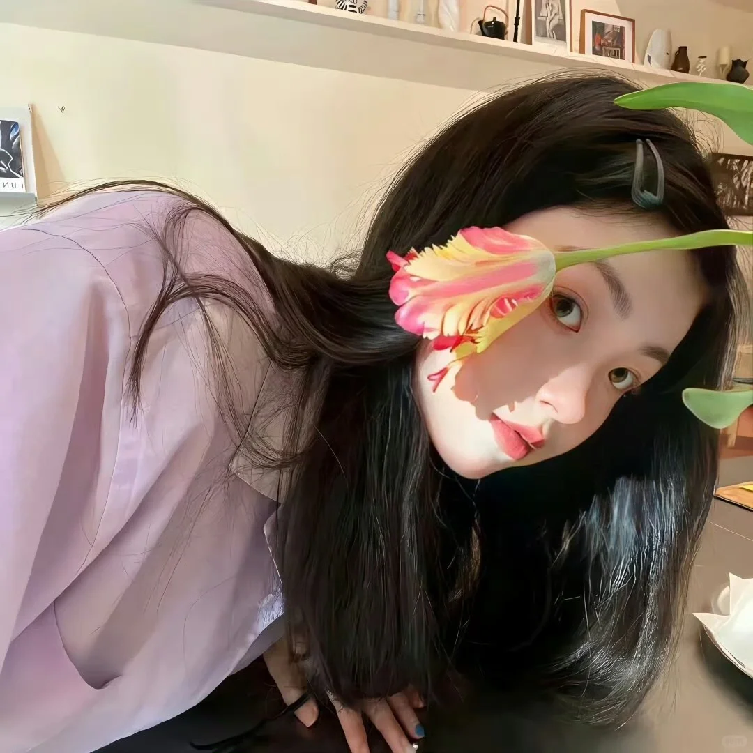 𝐒𝐡𝐚𝐫𝐞丨超级耐看的女生头像