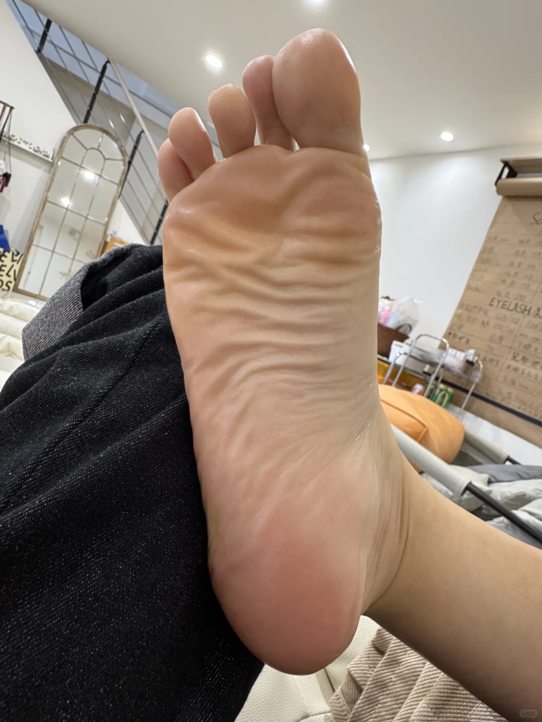 还你滑嫩足底