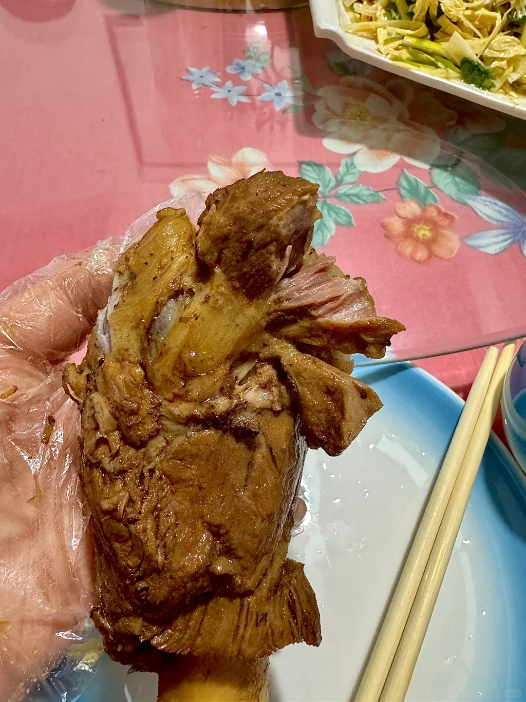 这条巷子的骨头馆真的好吃！
