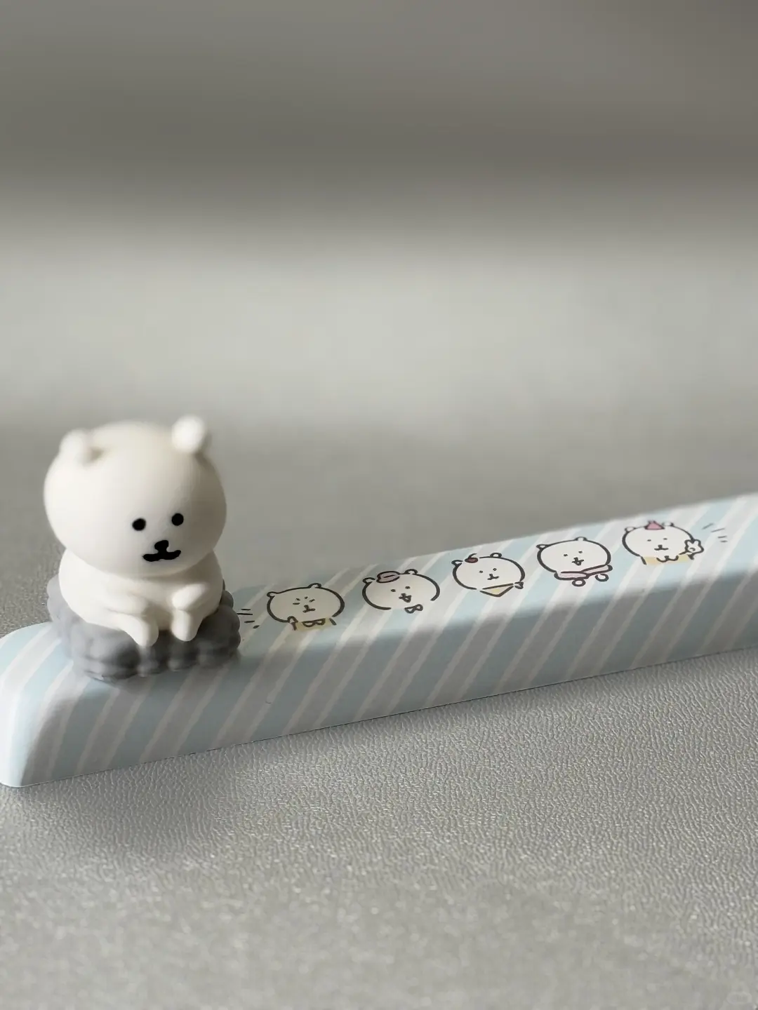 /ᐠ ｡‸ ｡ᐟ\