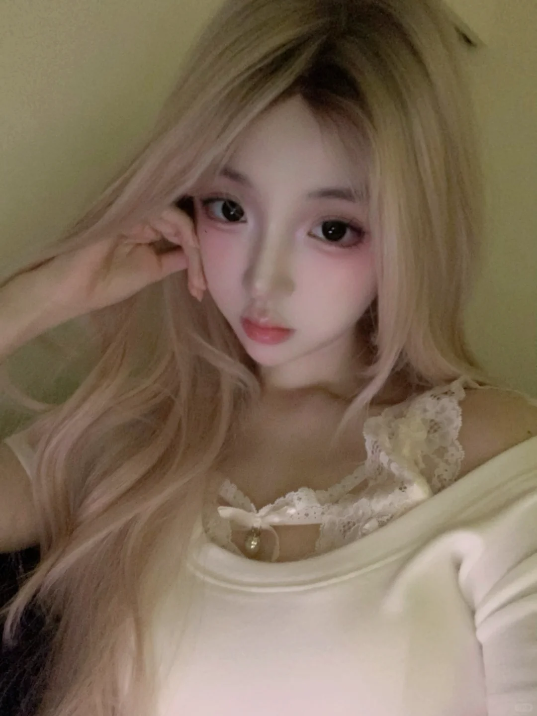 以定制圈审美这种清晰的和昏暗的哪个好呀