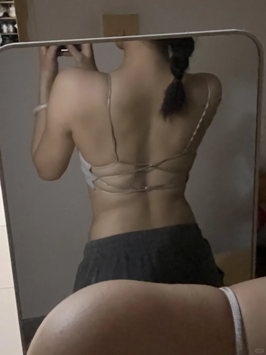 健身人的背