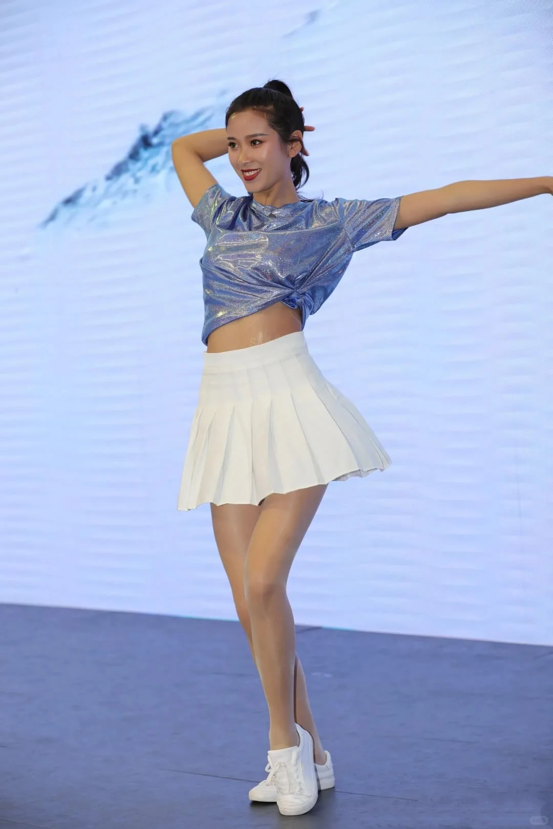 肉丝美女