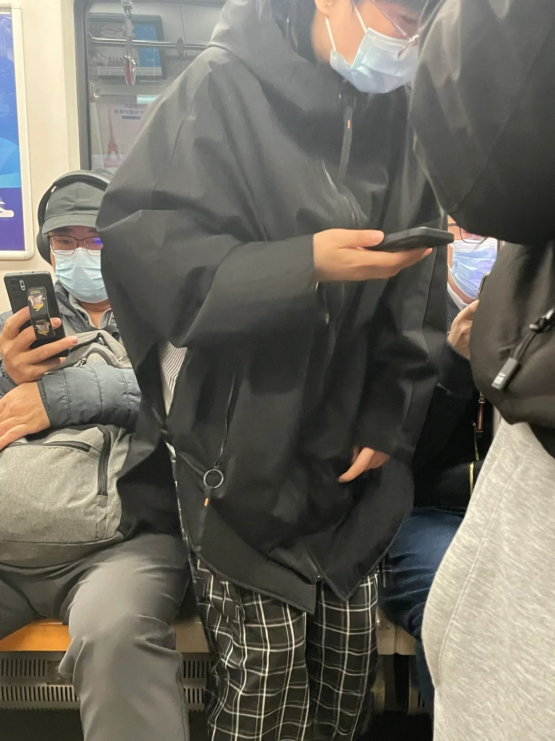 生存空间都是挤出来的