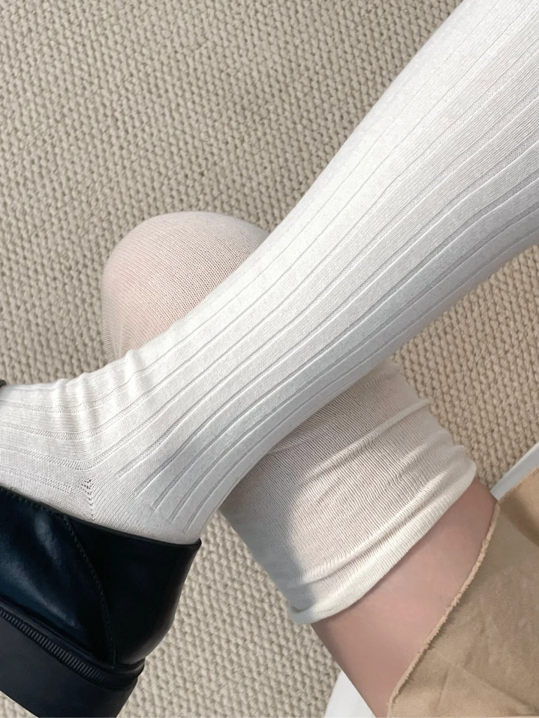 我勒个豆！这过膝堆堆袜一穿一个不吱声～