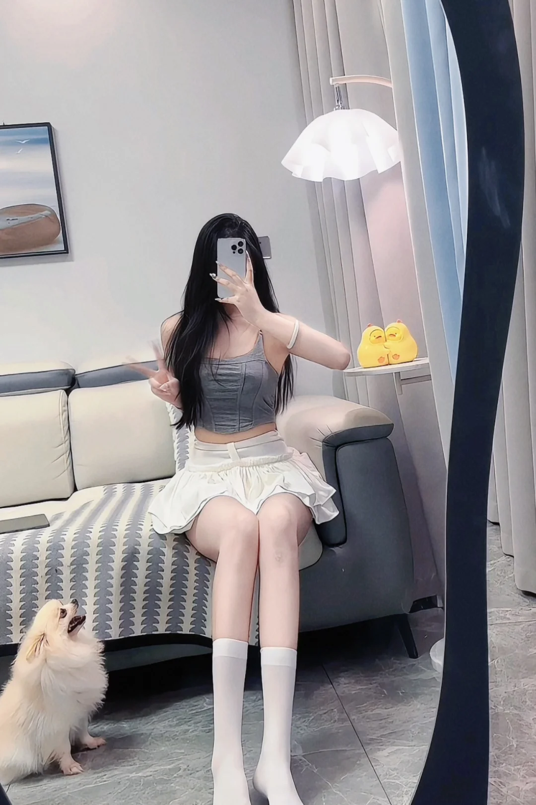 对镜自拍不露脸｜纯欲拍照姿势