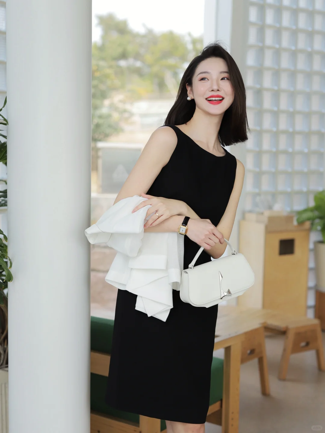 穿成自己的底牌｜职场衣橱里的AB面美学