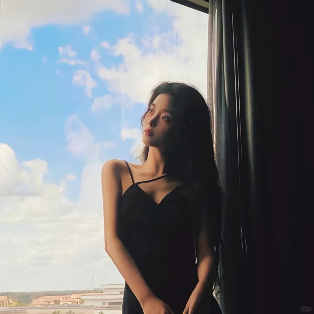 小众明媚女生头像/心很贵 一定要装最美的东