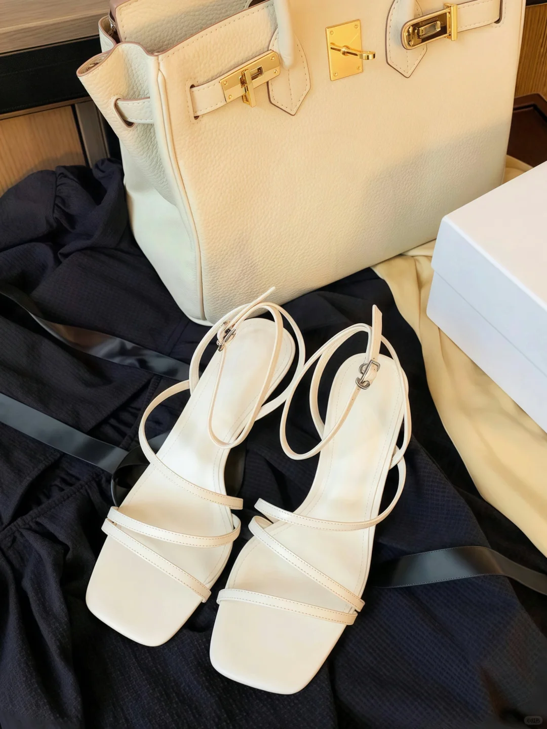 👠✨Get 到奚梦瑶同款高跟凉鞋啦✨👠