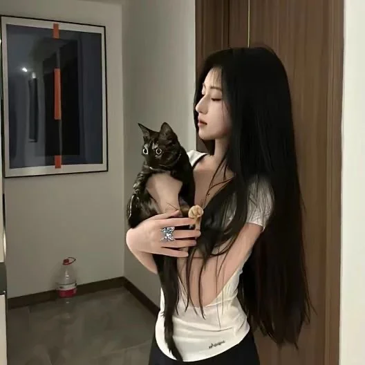 𝑾𝒆𝒄𝒉𝒂𝒕精致女孩头像