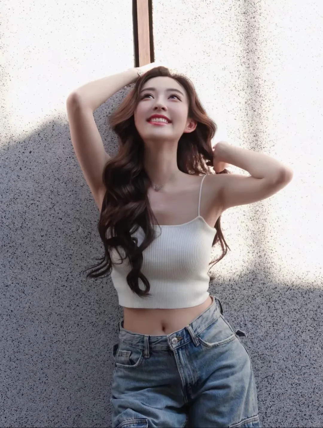 哇！这个女的太美了！美到窒息！