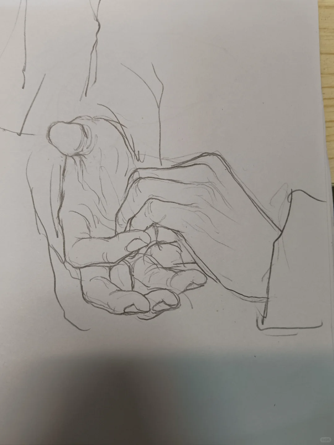 张力满满的手