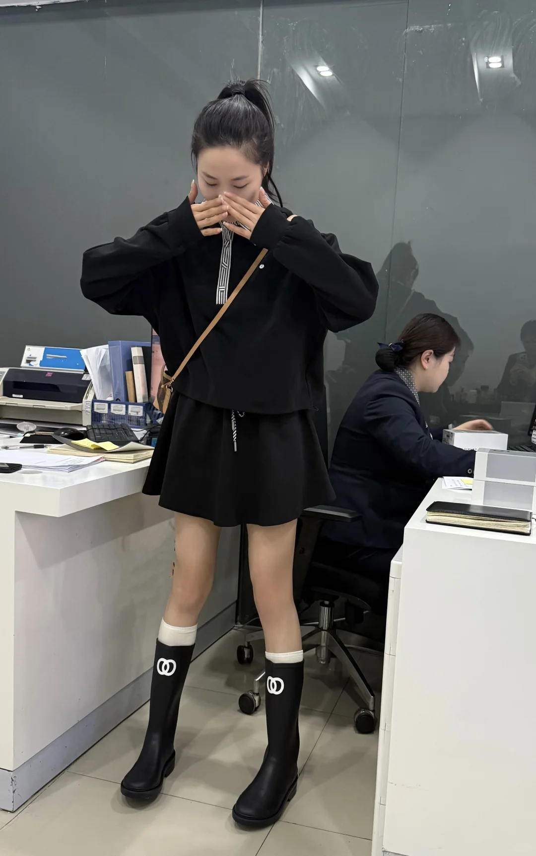 国企女员工日常穿搭，俏皮风