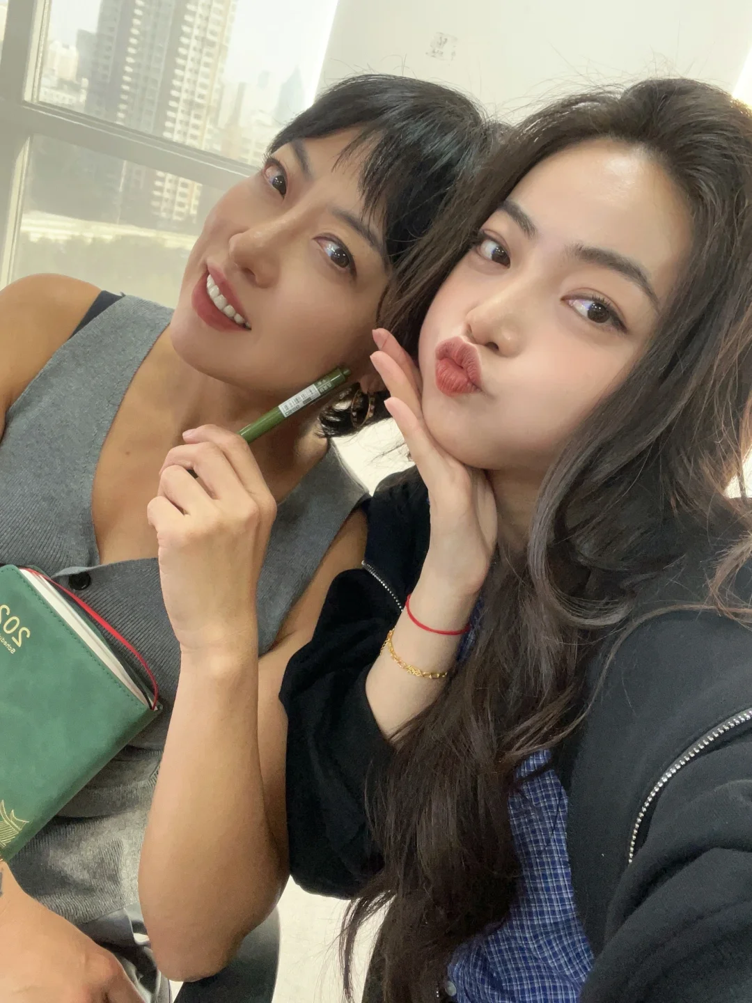 公司最漂亮的女孩离职了