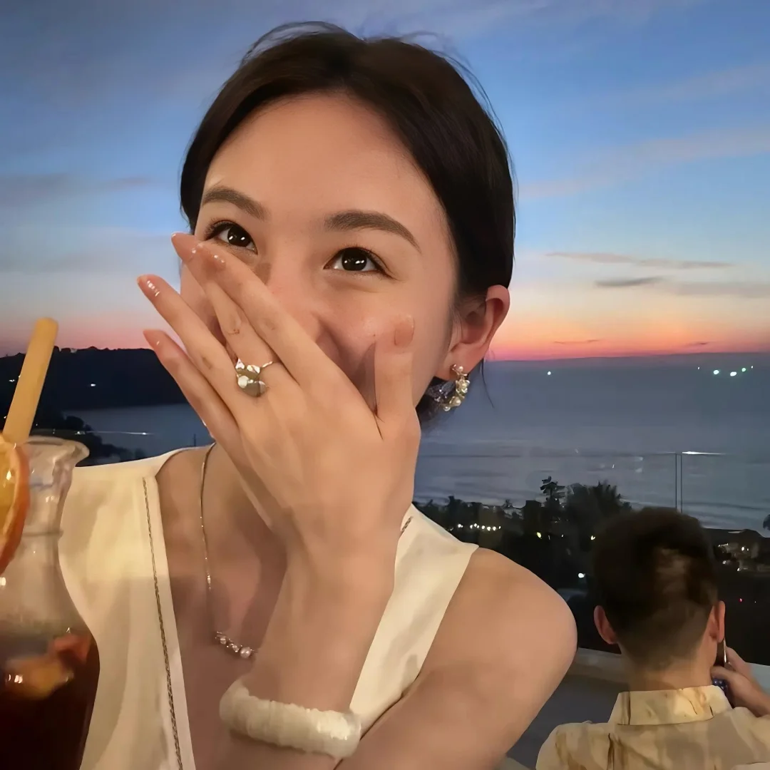 wechat头像｜氛围感女头