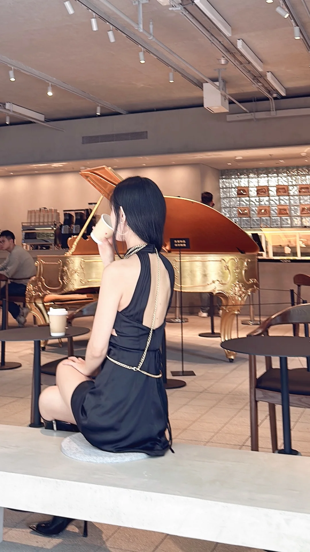 她的巴黎：咖啡厅系列☕️