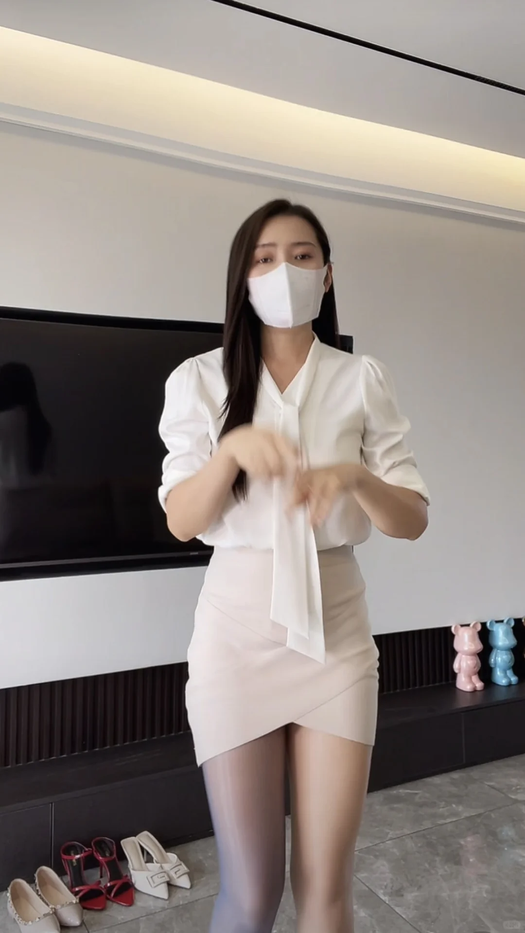 三十多了，听话，谁来这里