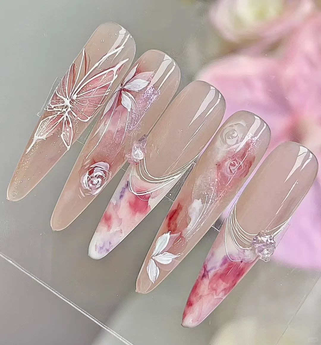 💗超温柔的美甲，很难不心动唉｜学生作品
