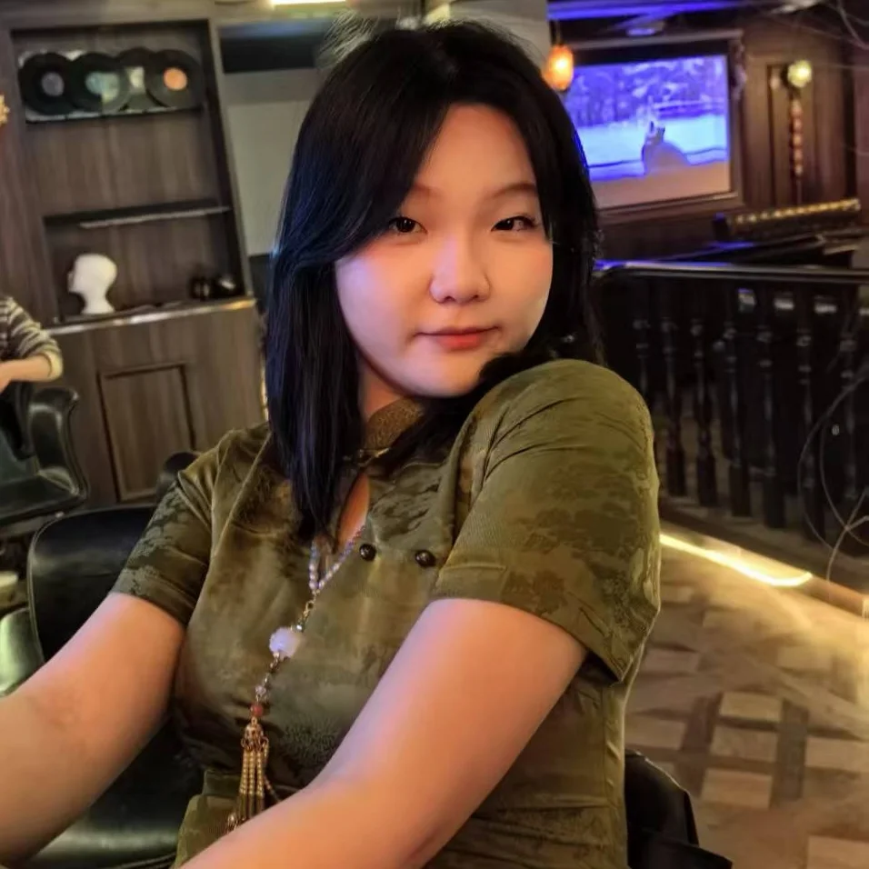 些许有点人妻感