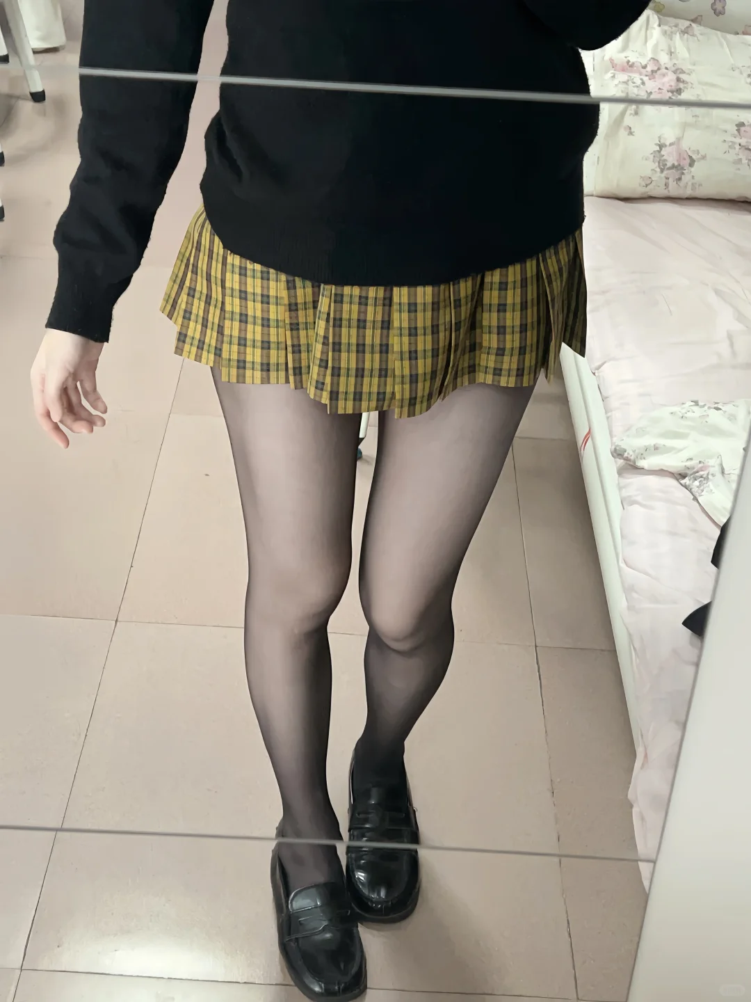 挖到了好看的黑丝！