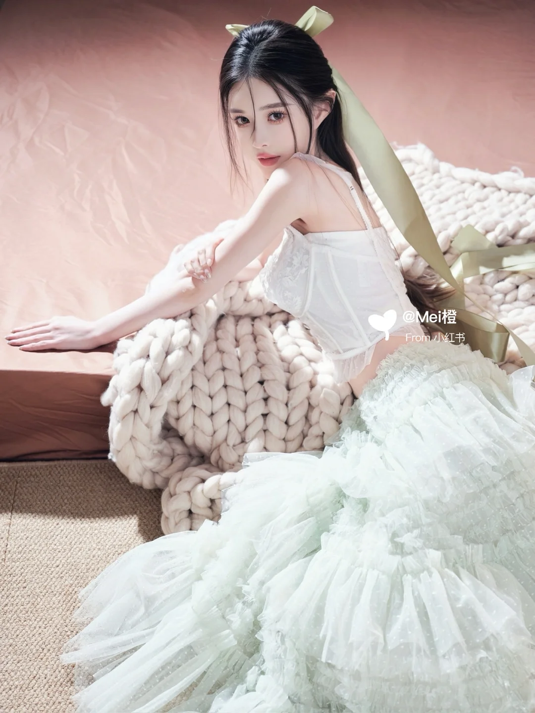 我想从你的窗户里看月亮🌙
