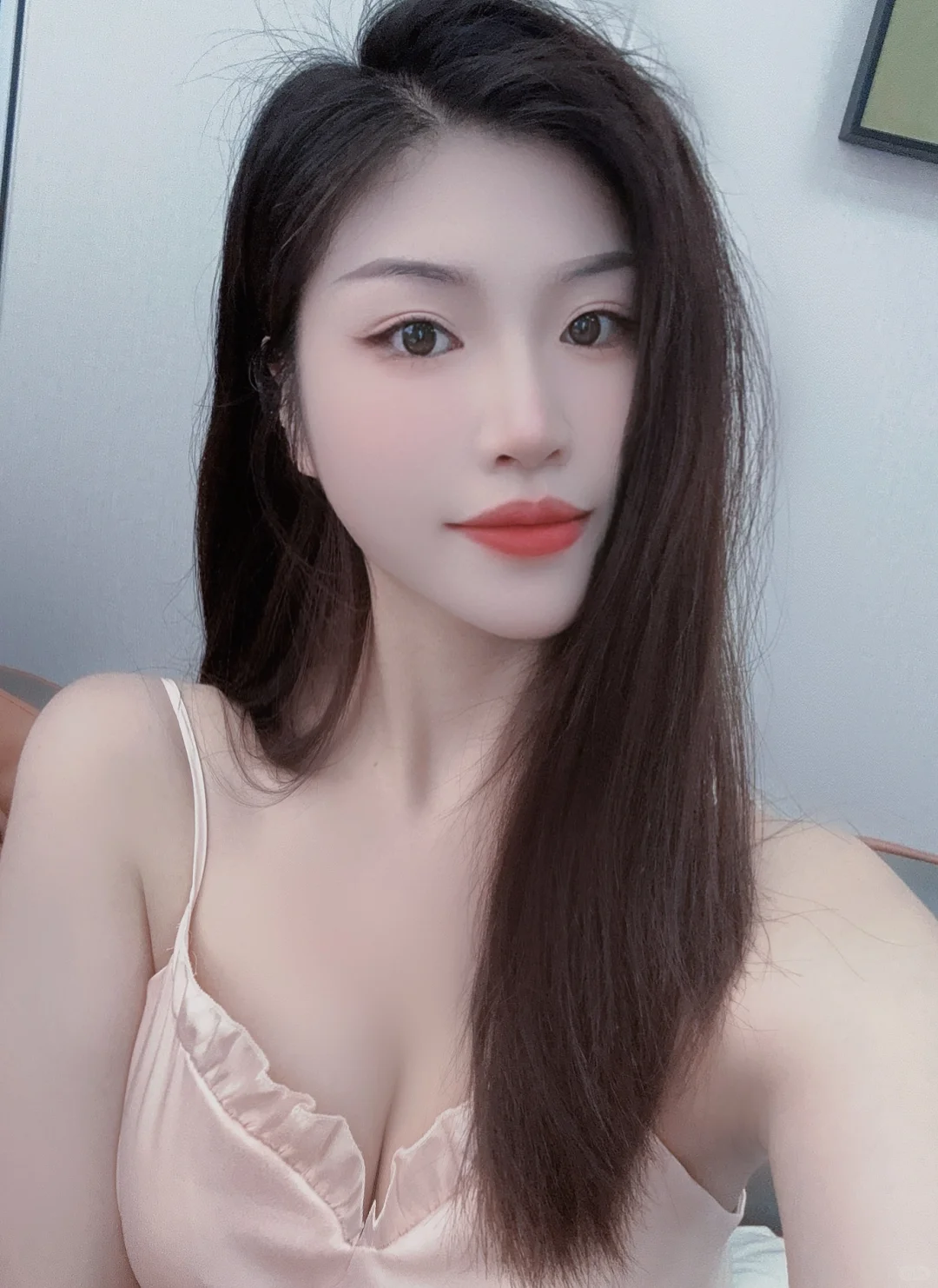 今天依然喜欢小吊带