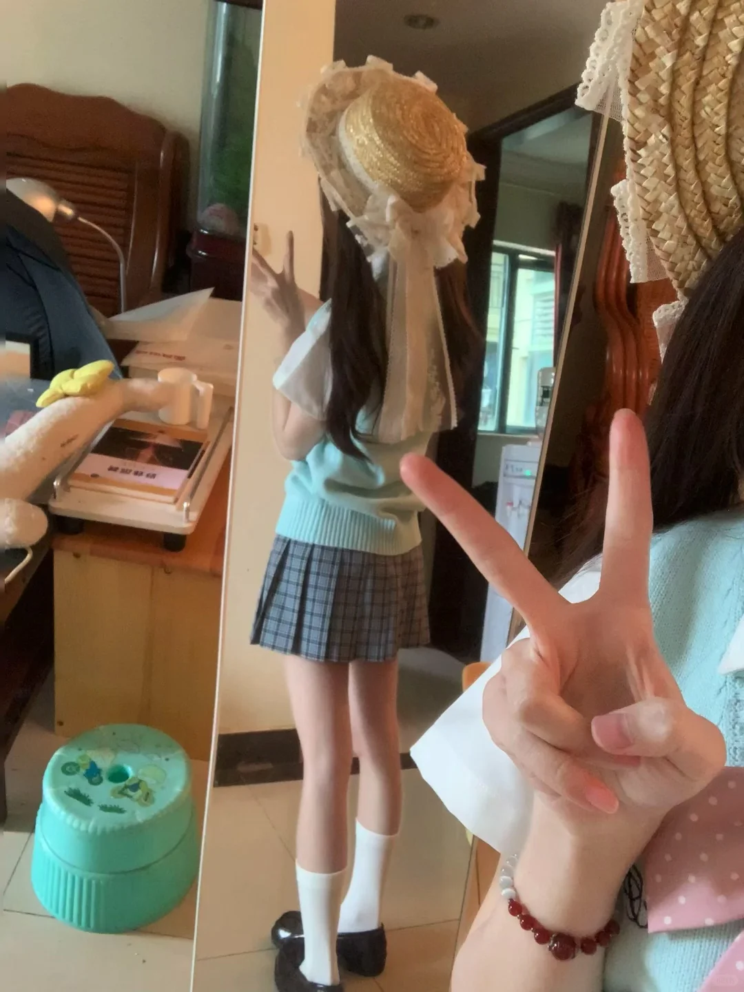 巷子里的🐈
