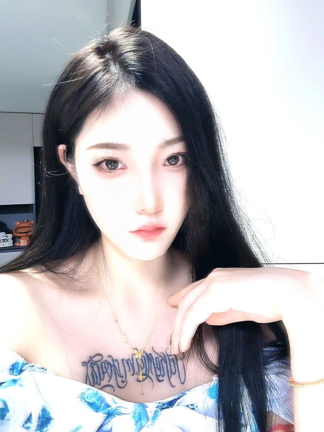 美女的烦恼