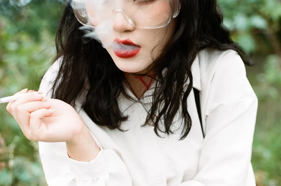 🤍白衫少女的随性时光 | 户外写真集