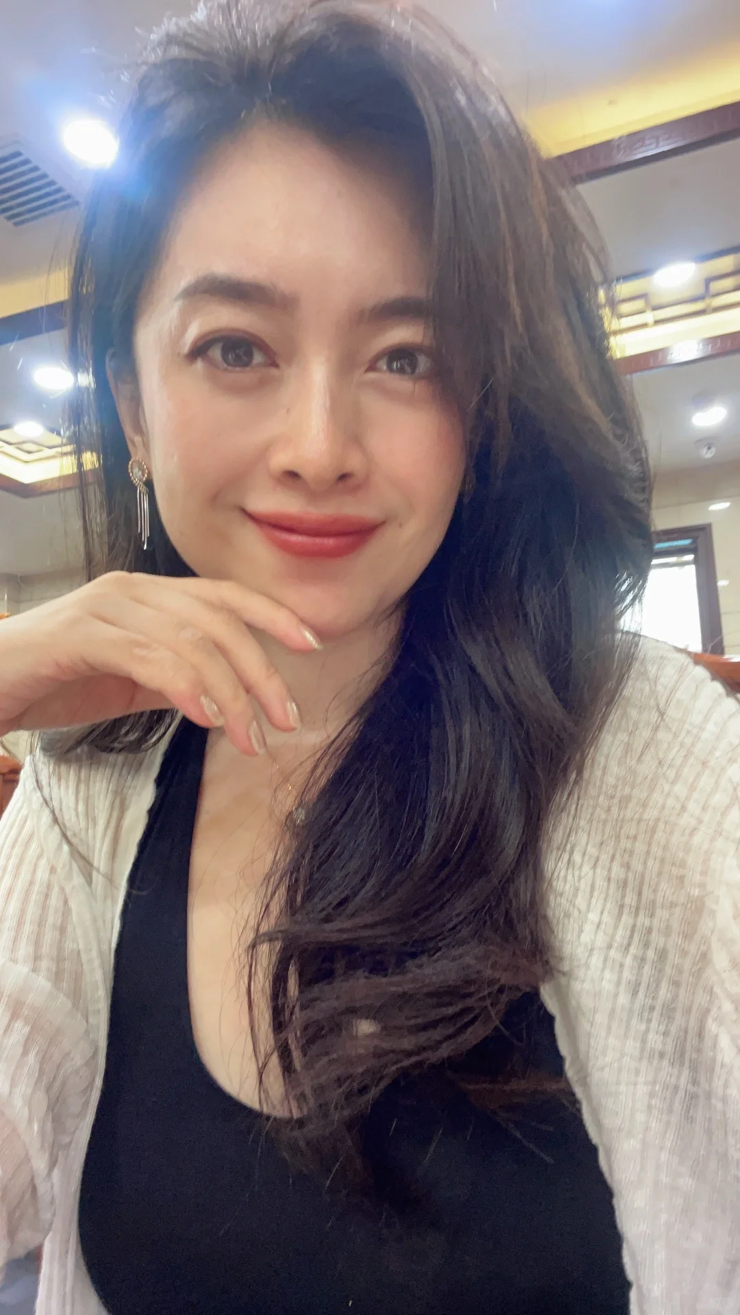 早上搭了个车上班，心情还挺美