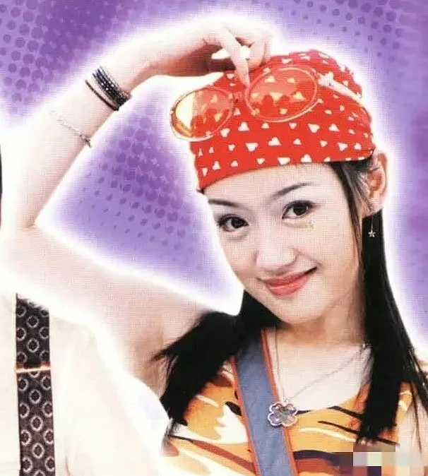 粉红女郎 哈妹真的好千禧辣妹啊