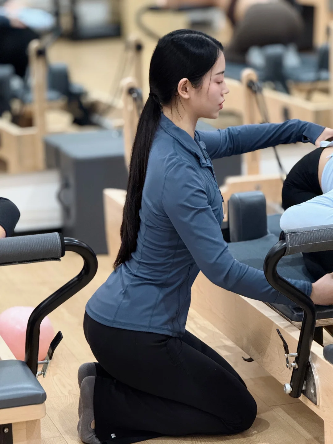 重塑身体线条｜普拉提老师上课日常