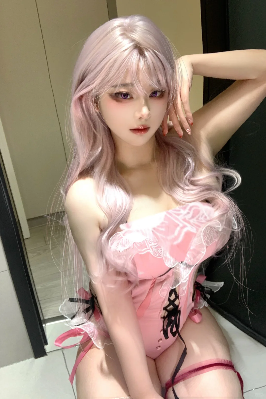 ^ω^