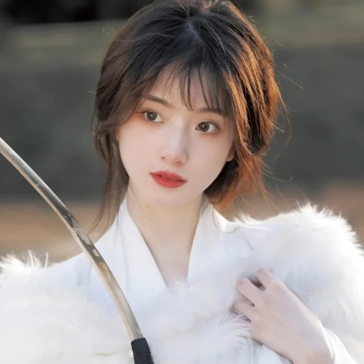 We chat | 古风女生头像❣️