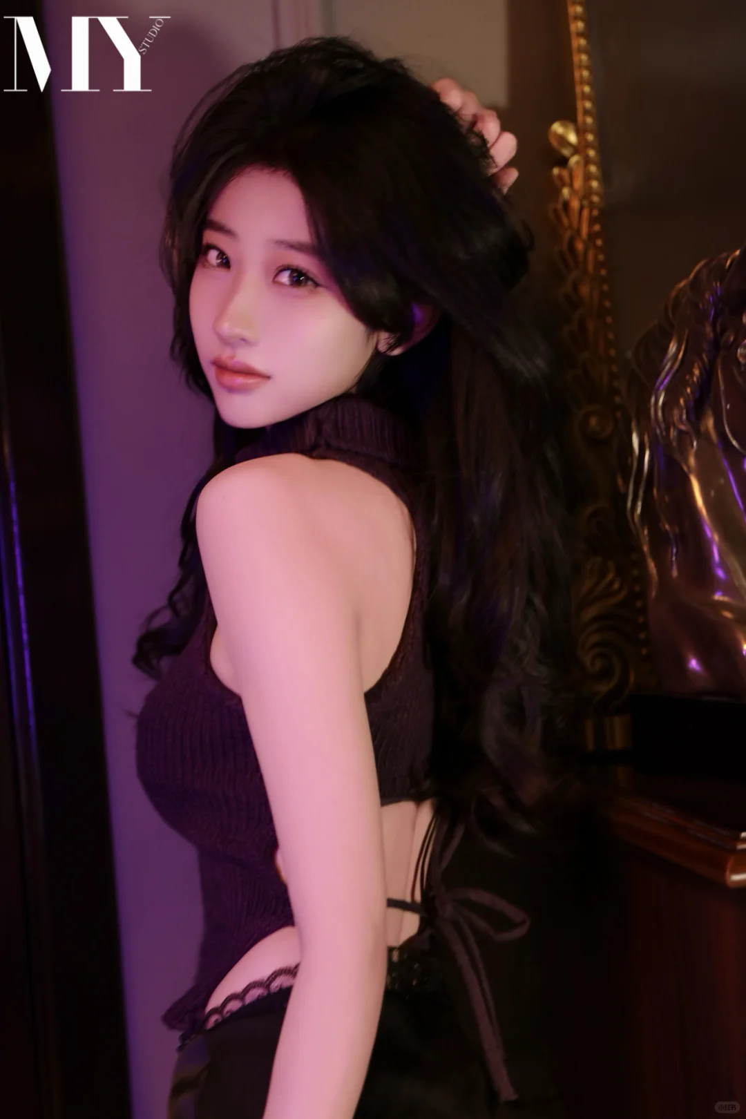 ‌性感写真新高度💕黑紫搭配，魅力爆棚❗