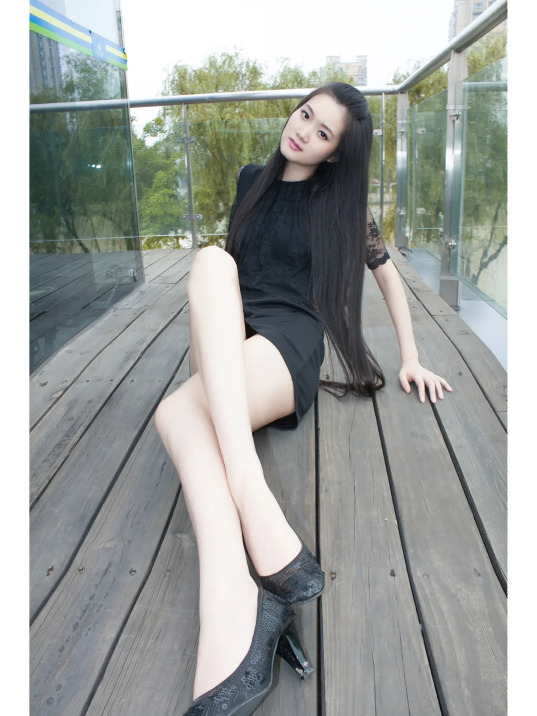 长岛·长腿美女