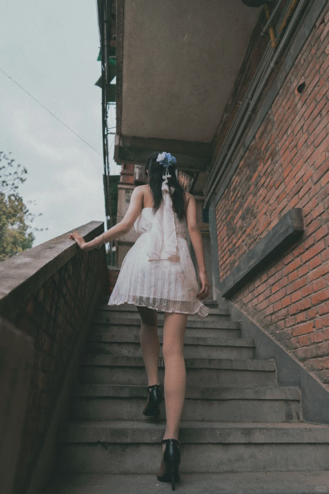 人像摄影｜当我把50mm换成24mm……
