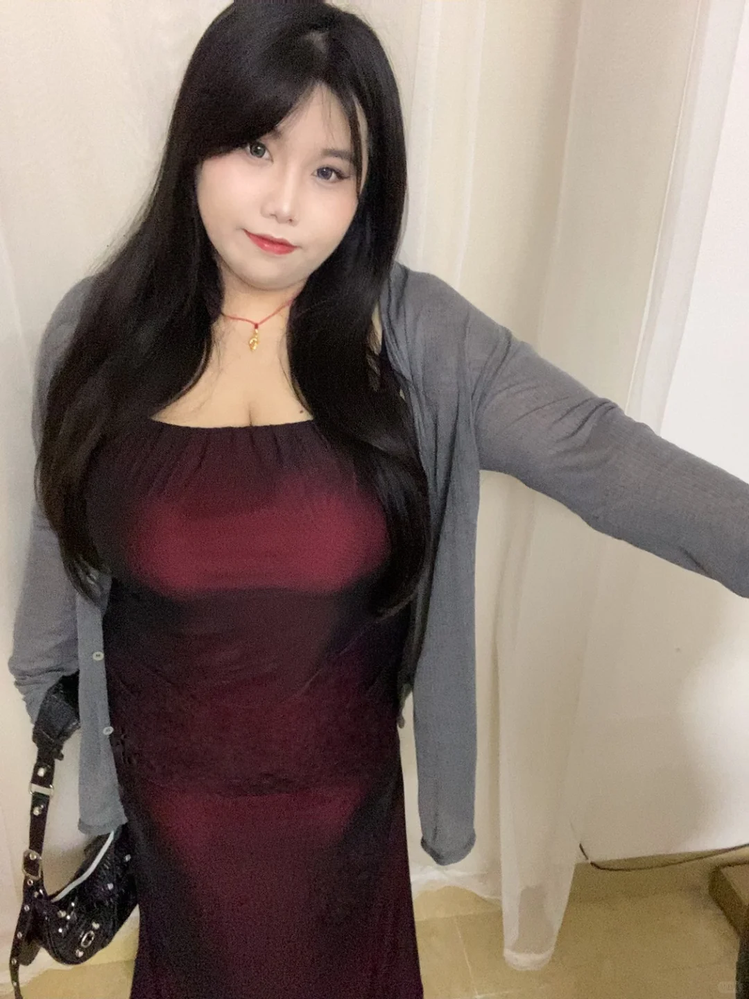 紫啧自有她的风情万种