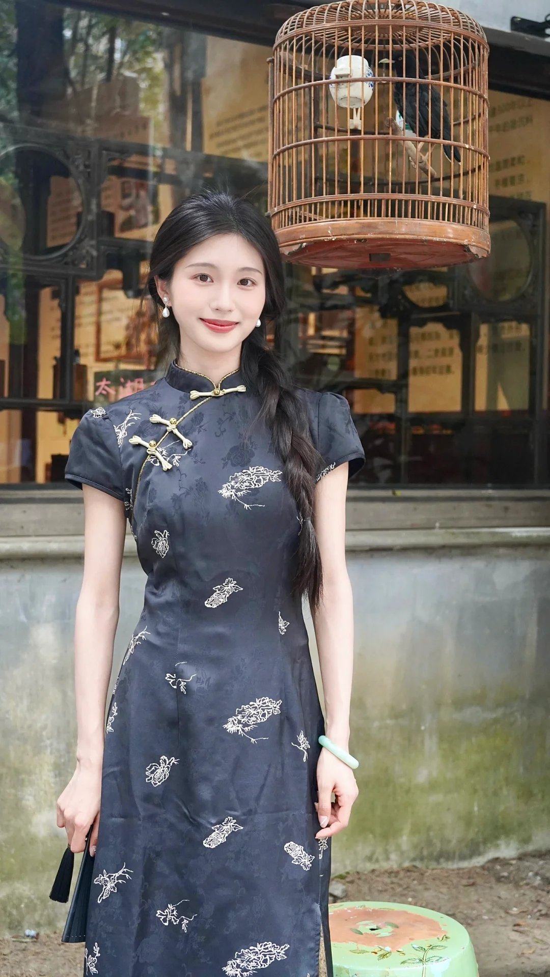 黑金色太有气质啦