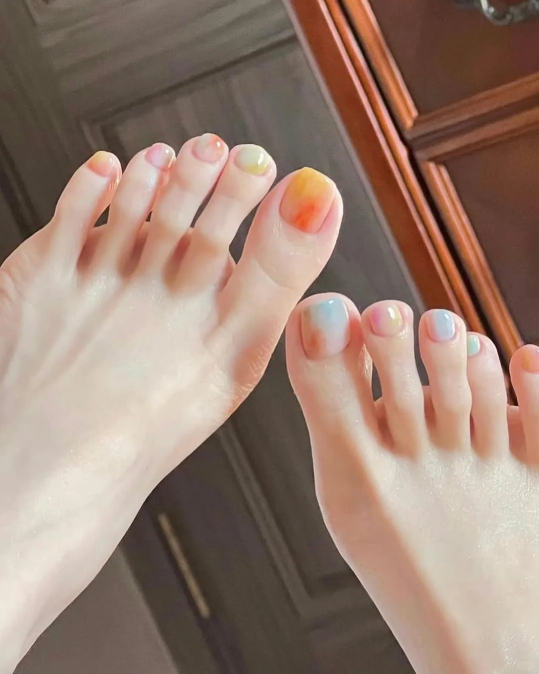 ?逆天美足养成！渐变脚美甲1秒Get✨